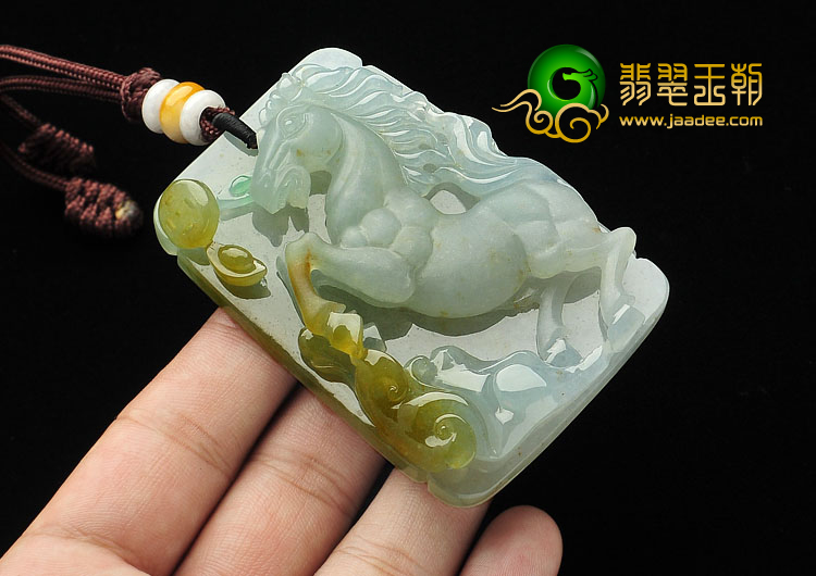 冰种晴水黄翡缅甸翡翠A货马牌挂件