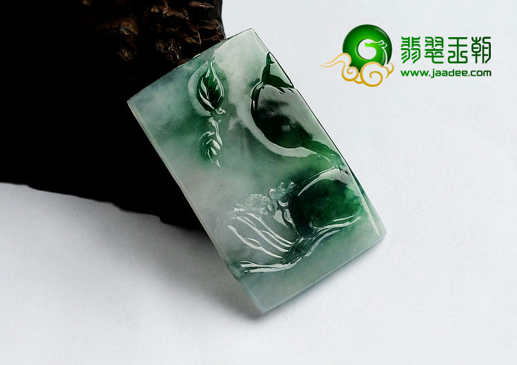 冰种飘翠缅甸翡翠A货山水牌挂件