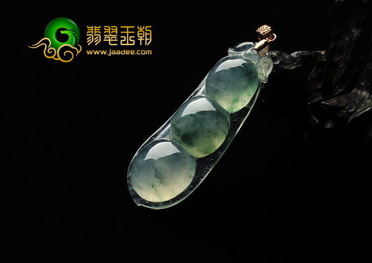 冰种飘花缅甸翡翠A货四季豆挂件