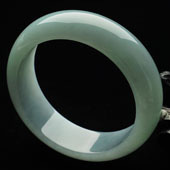 糯冰种晴水缅甸翡翠A货手镯（57.6mm）
