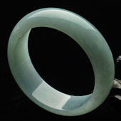 糯冰种晴水缅甸翡翠A货手镯（59.9mm）