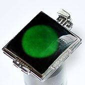 冰玻种墨翠缅甸翡翠A货镶白金胸坠（真钻）