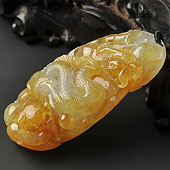 冰种黄翡缅甸翡翠A货飞龙挂件