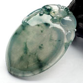 冰种飘花缅甸翡翠A货寿桃挂件