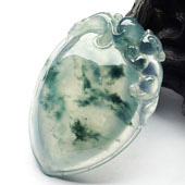 冰种飘花缅甸翡翠A货寿桃挂件