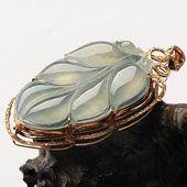 冰种晴水缅甸翡翠A货镶玫瑰金金枝玉叶胸坠（真钻）