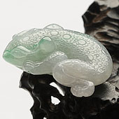 糯冰种飘翠缅甸翡翠A货金蟾挂件