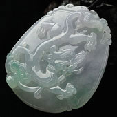 糯冰种淡春带彩缅甸翡翠A货龙牌挂件