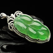 冰种绿晴水缅甸翡翠A货镶白金金枝玉叶胸坠（真钻）