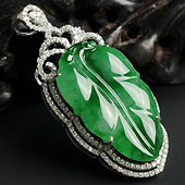 糯冰种阳绿缅甸翡翠A货镶白金金枝玉叶胸坠（真钻）