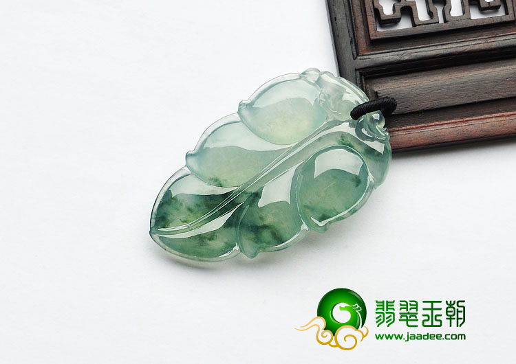 冰种飘花缅甸翡翠A货叶子挂件
