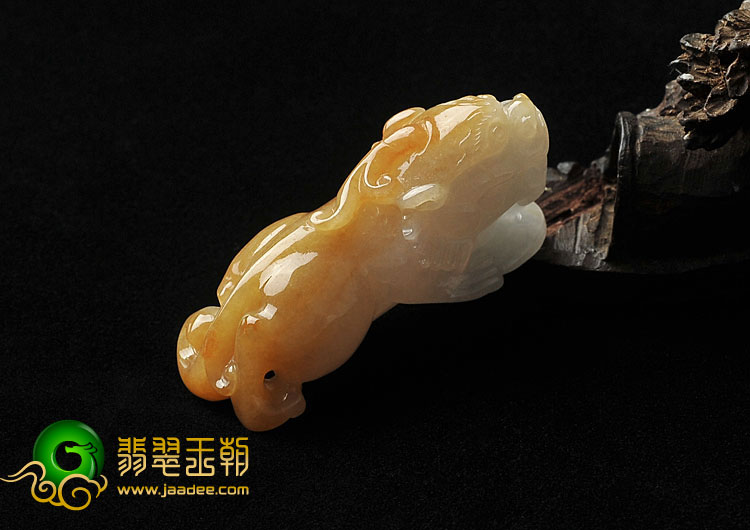 糯冰种红黄翡缅甸翡翠A货貔貅挂件（一对）