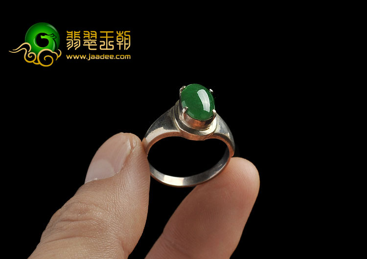 糯冰种菠菜绿缅甸翡翠A货戒面