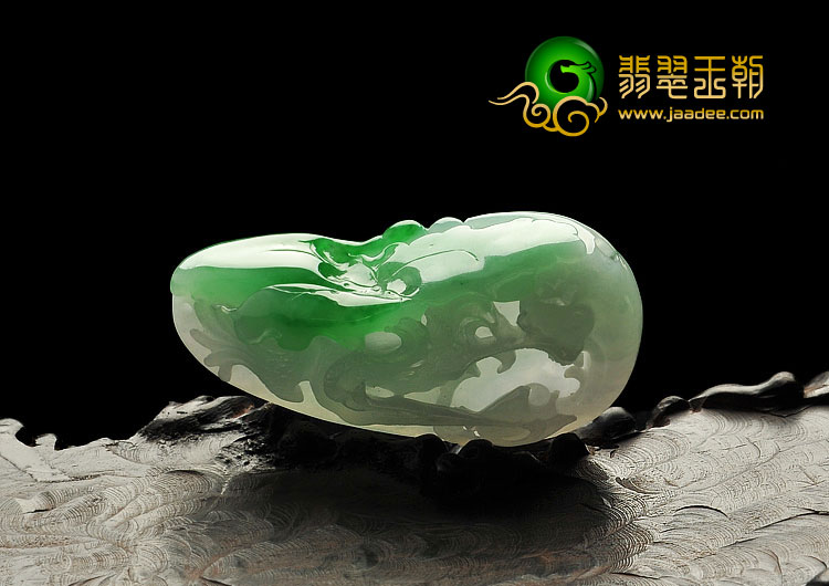 （超值推荐）冰种带翠缅甸翡翠A货一路连科挂件