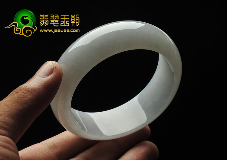 糯冰种晴水缅甸翡翠A货手镯（60.3mm）
