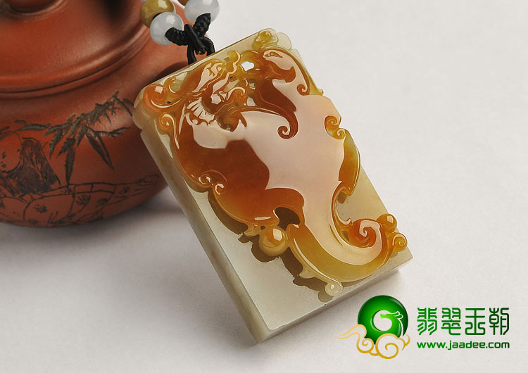 糯冰种红黄翡缅甸翡翠A货龙凤呈祥挂件