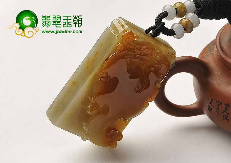 糯冰种红黄翡缅甸翡翠A货龙凤呈祥挂件