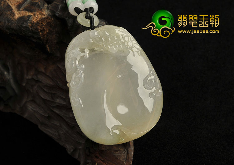 冰种淡黄翡略飘花缅甸翡翠A货龙凤呈祥挂件