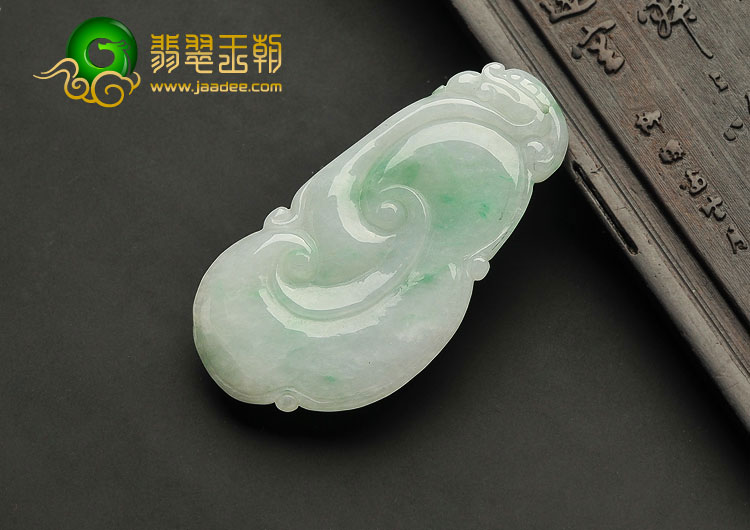 糯冰种飘翠缅甸翡翠A货如意挂件