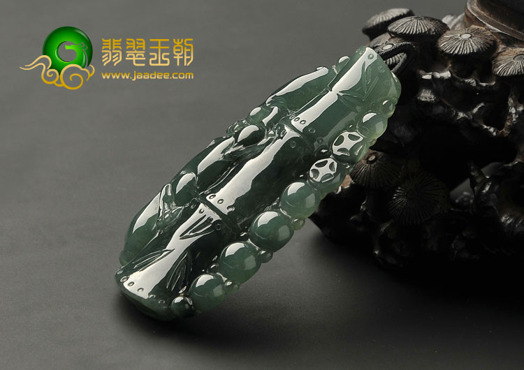 冰种油青缅甸翡翠A货节节高挂件