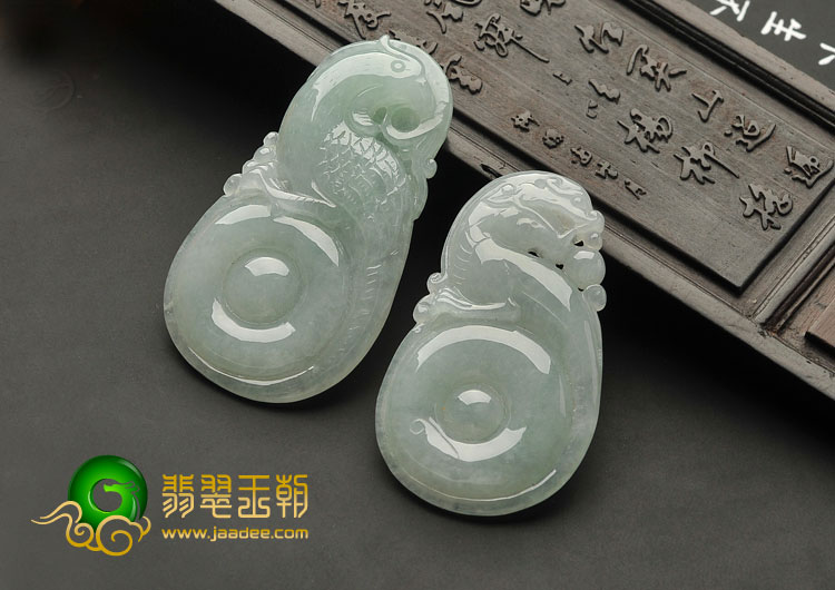 糯冰种晴水缅甸翡翠A货龙凤挂件（一对）