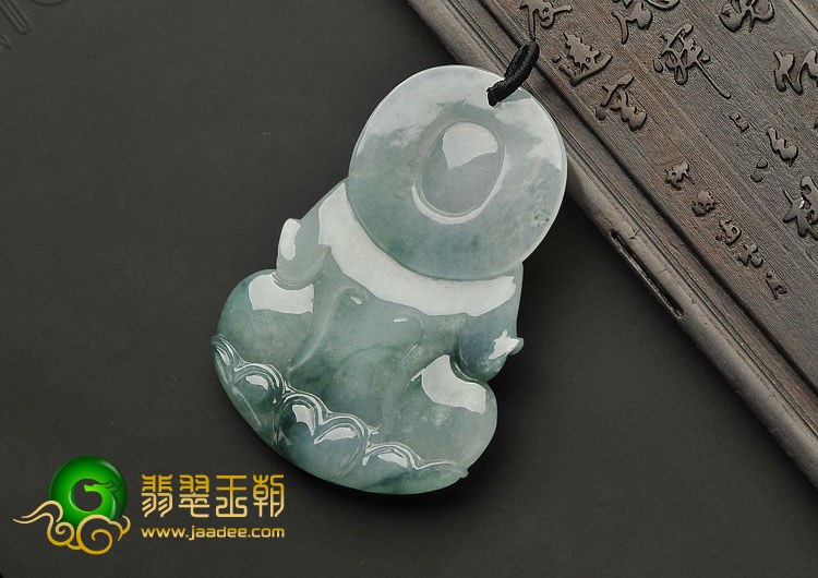 糯冰种飘花缅甸翡翠A货观音挂件