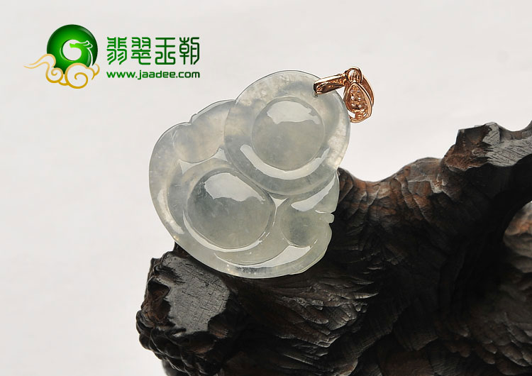 冰种晴水缅甸翡翠A货玉佛挂件