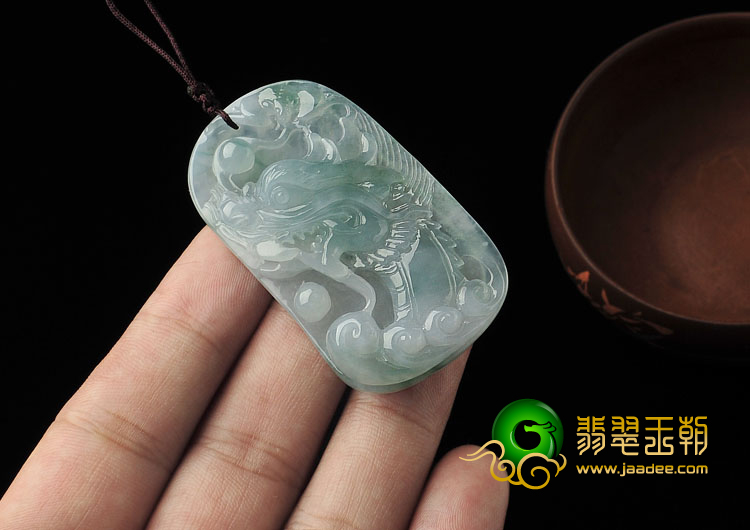 冰种飘花缅甸翡翠A货龙头挂件