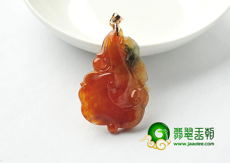 冰种红翡飘花缅甸翡翠A货如意挂件