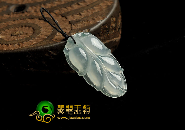 冰种飘花缅甸翡翠A货叶子挂件