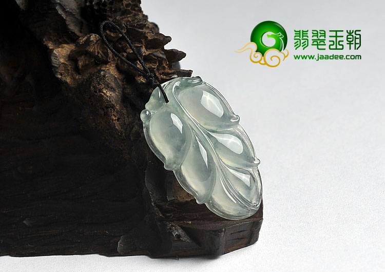 冰种飘花缅甸翡翠A货叶子挂件