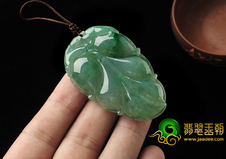 冰种飘花缅甸翡翠A货叶子挂件