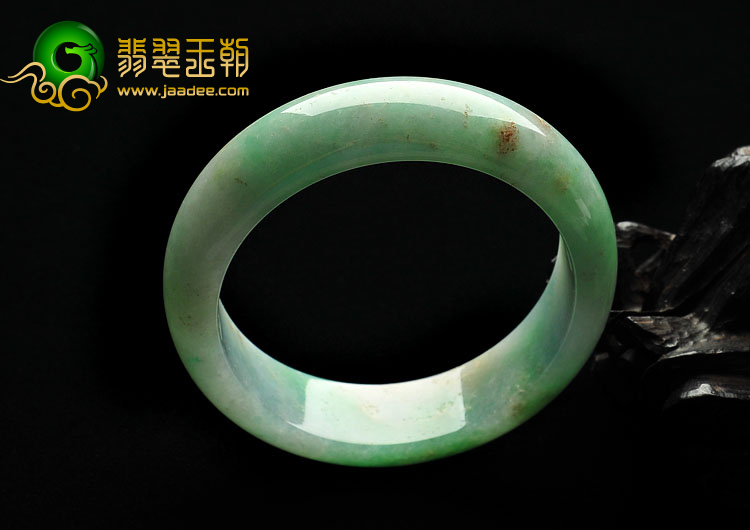 糯冰种翠色缅甸翡翠A货手镯（56mm）
