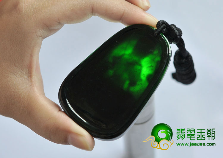 玻璃种墨翠缅甸翡翠A货观音挂件