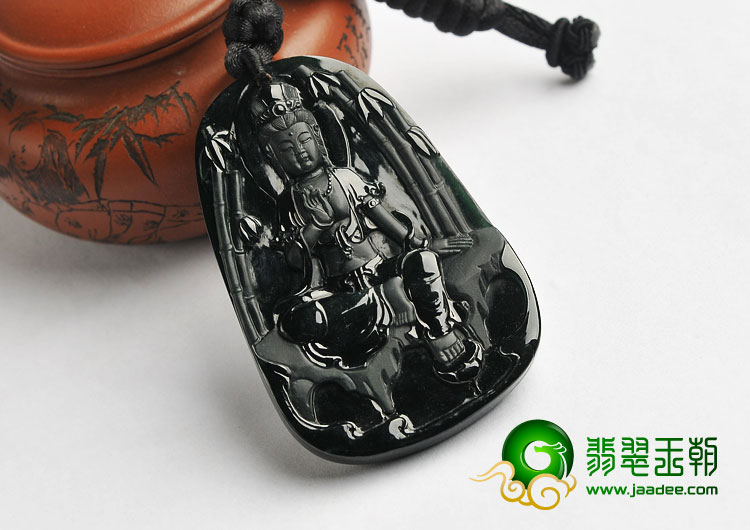 玻璃种墨翠缅甸翡翠A货观音挂件
