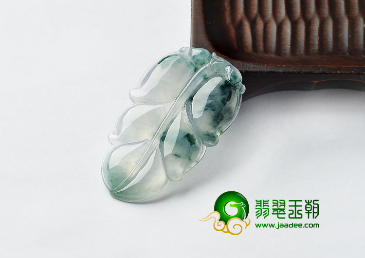 冰种飘花缅甸翡翠A货叶子挂件