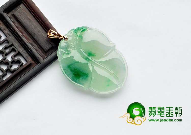 冰种飘翠缅甸翡翠A货叶子挂件