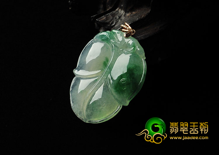 冰种飘翠缅甸翡翠A货叶子挂件