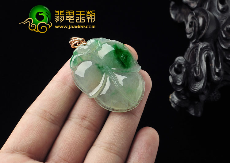 冰种飘翠缅甸翡翠A货叶子挂件