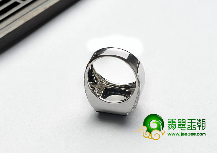 冰种墨翠缅甸翡翠A货镶白金钻石戒指（男戒）