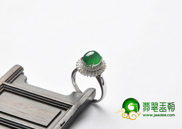 冰种正阳绿缅甸翡翠A货镶白金满绿戒指（真钻）