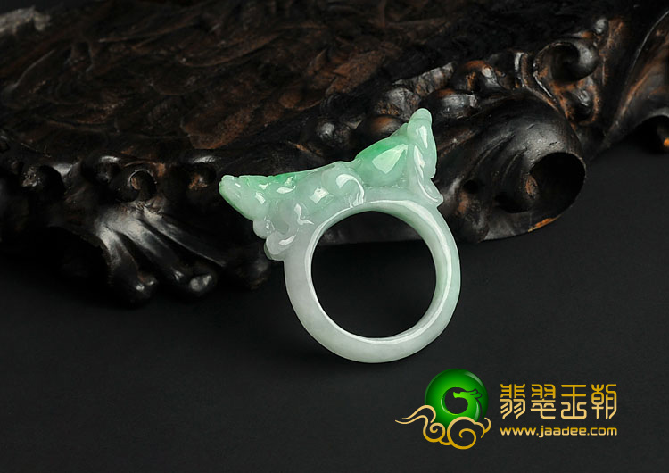 糯冰种飘翠缅甸翡翠A货貔貅指环