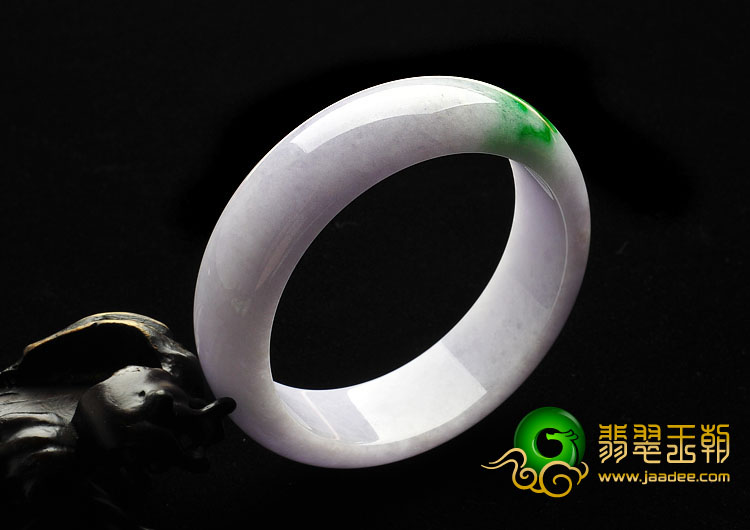 糯冰种春带彩缅甸翡翠A货手镯（57.9mm）