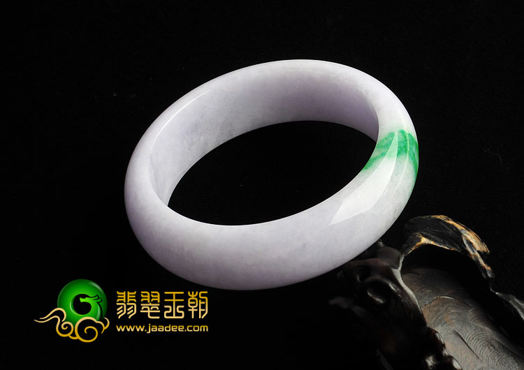 糯冰种春带彩缅甸翡翠A货手镯（57.9mm）