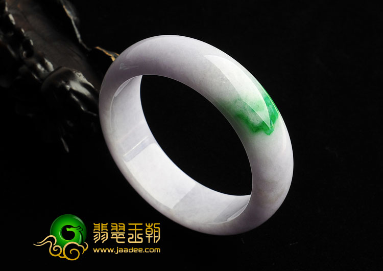 糯冰种春带彩缅甸翡翠A货手镯（57.9mm）