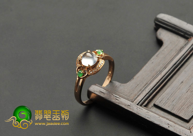 玻璃种无色缅甸翡翠A货镶玫瑰金戒指（真钻）