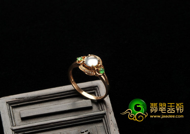 玻璃种无色缅甸翡翠A货镶玫瑰金戒指（真钻）