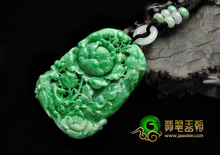 糯冰种翠色缅甸翡翠A货花开富贵挂件