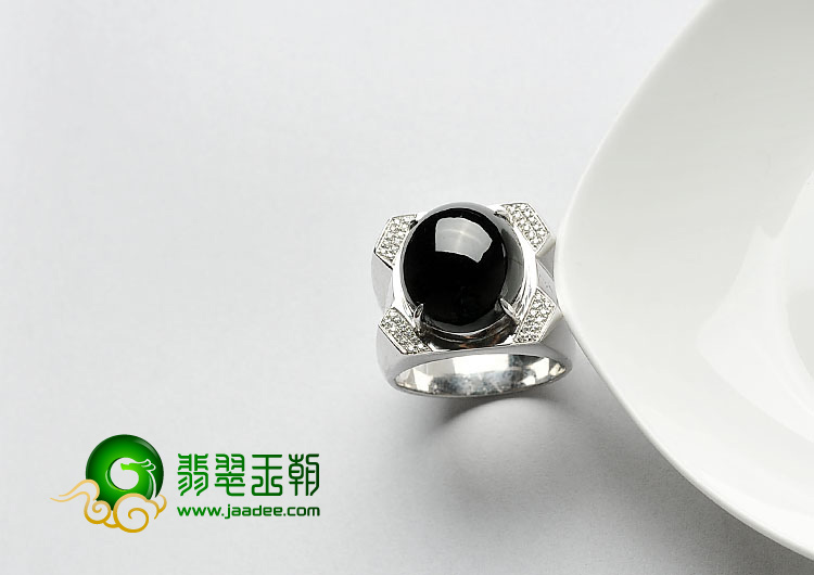 冰玻种墨翠缅甸翡翠A货银镀金戒指（水钻）