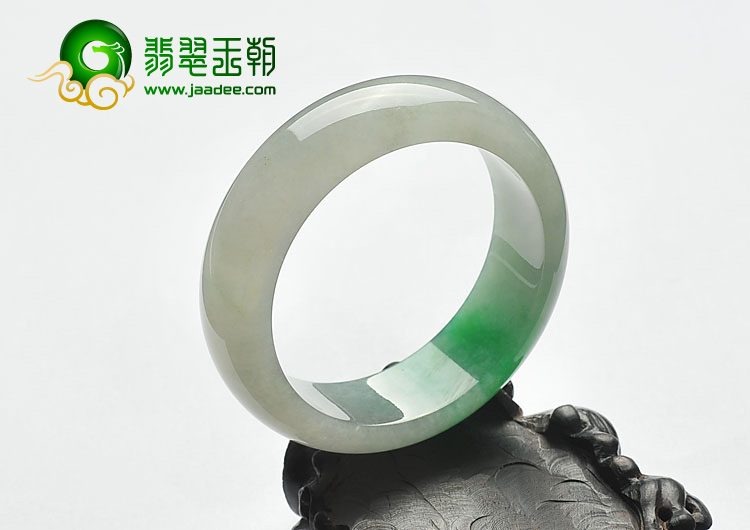 糯冰种阳绿缅甸翡翠A货手镯（53.3mm）